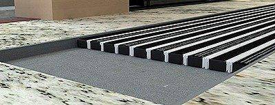 грязезащитная решетка установка